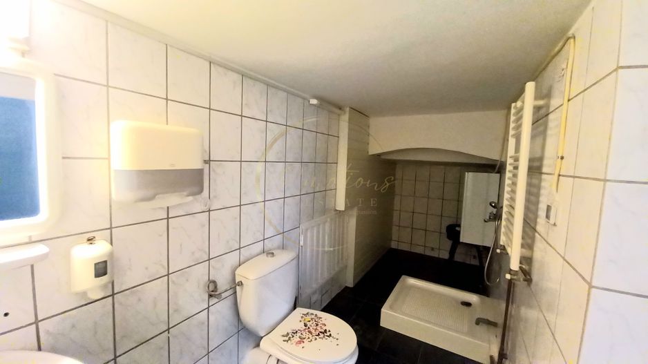 OCAZIE | Spațiu de birou încăpător sau locuintă proprie în Centrul vechi - Poză 7