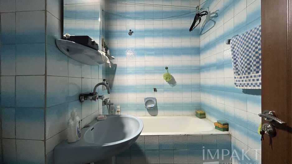 Vanzare apartament 3 camere, zona Piata Flora! - Poză 11