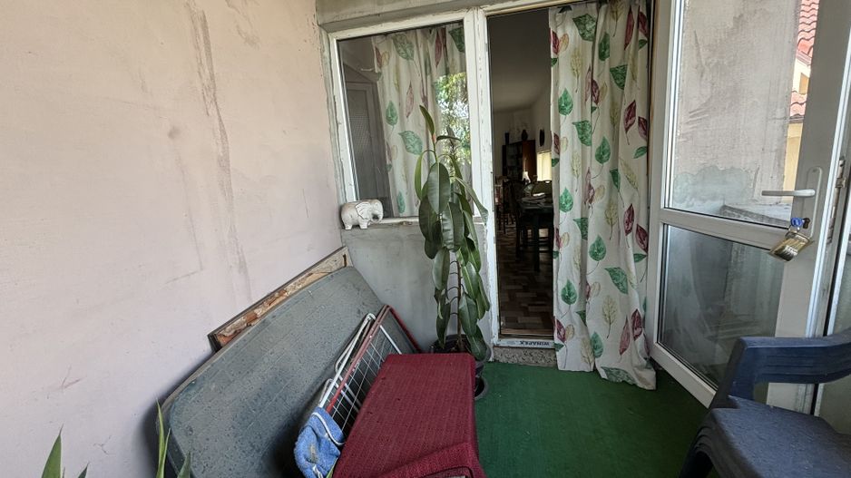 Casa cu 2 apartamente zona Mehala - Poză 13