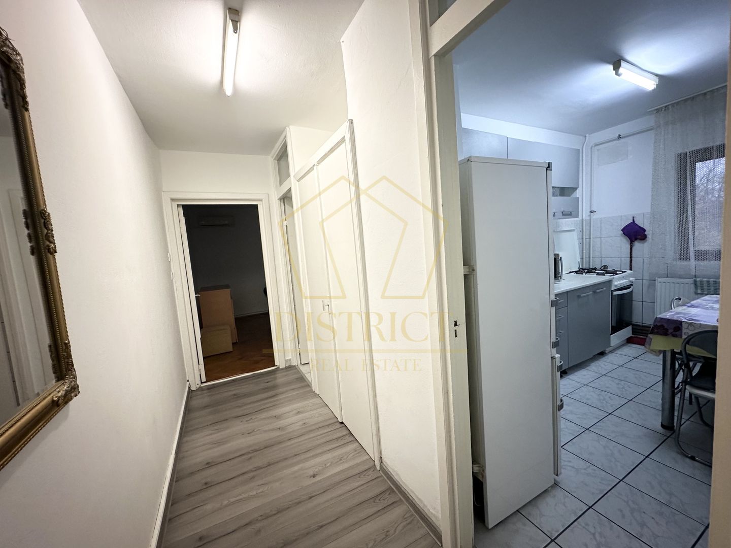 Apartament spatios cu 2 camere | Zona Girocului - Poză 12