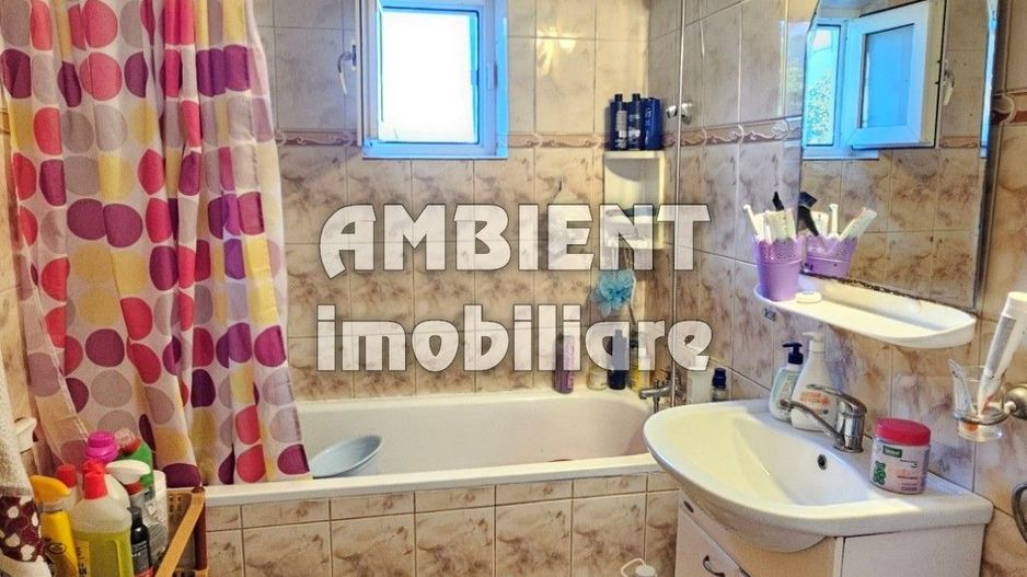 Apartament 3 camere, mobilat si utilat, etaj 4, zona CARTIER; - Poză 7