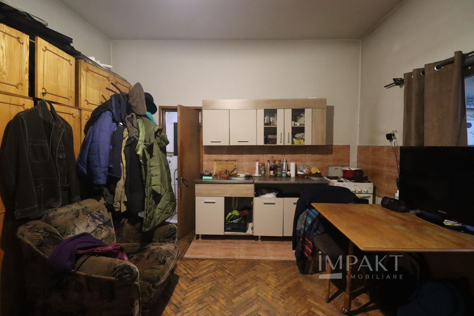 Apartament la casa, situat in cartierul Andrei Muresanu! - Poză 3