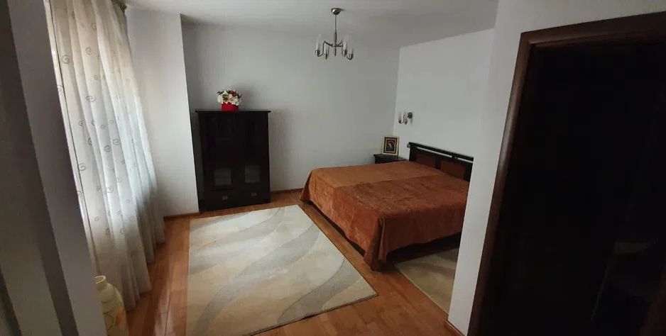 APARTAMENT 3 CAMERA CU TERASA UNIRII - Poză 2