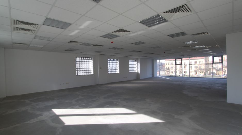 Spatiu birouri- 526mp -4734 euro/luna+TVA - zona Semicentrala - Poză 4