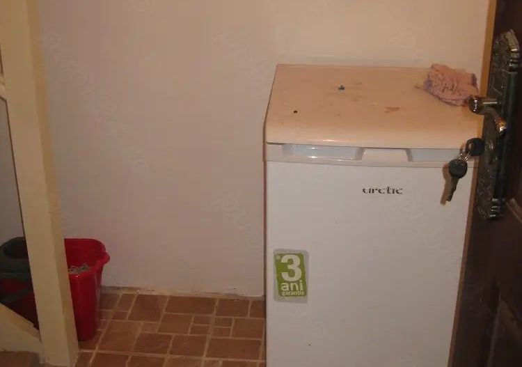 Închiriez garsonieră, Matei Basarab - Unirii, centrală proprie - Poză 4