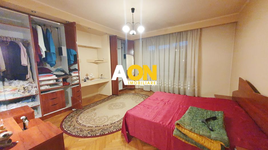 Casa 5 camere, D+P, pretabila pentru birouri, 322 mp teren, Centru - Poză 9