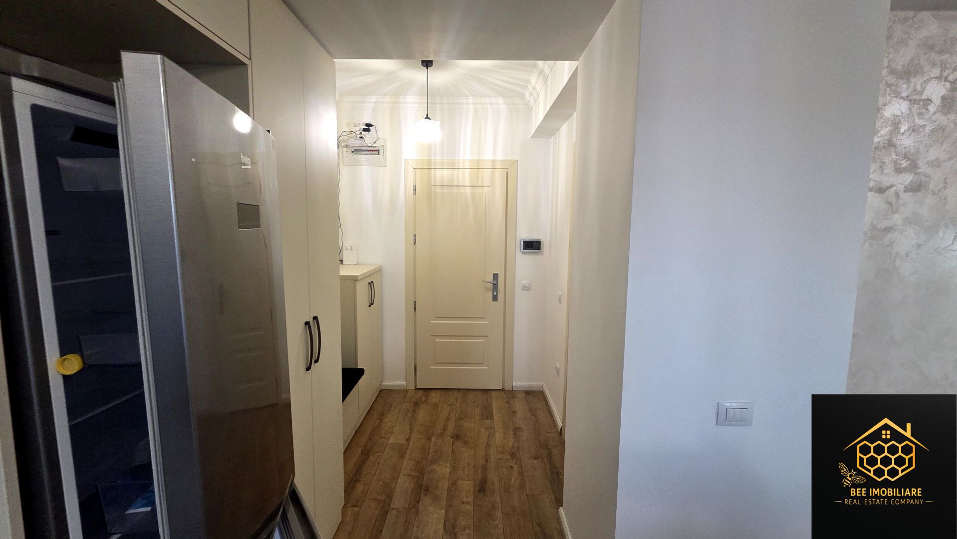Apartament LUXURY 3 camere Decomandat | Calea Severinului + Parcare - Poză 5