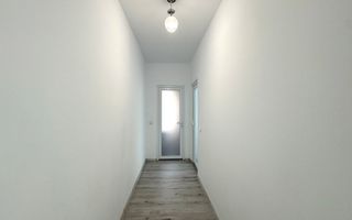 Apartament cu 3 camere la cheie! - Poză 12