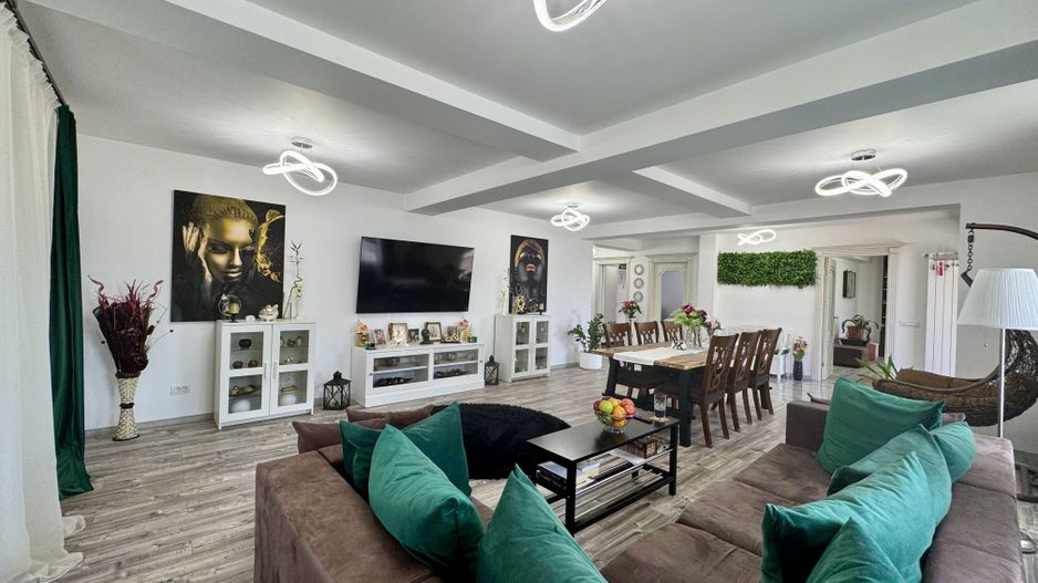 Berceni - VILĂ UNICAT, spațioasă, curte 1.000 mp, la 7 min metrou - Poză 3