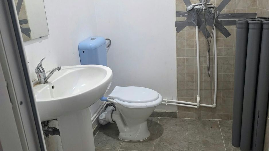 Vanzare apartament 3 camere Jiului - pretabil spatiu comercial - Poză 13