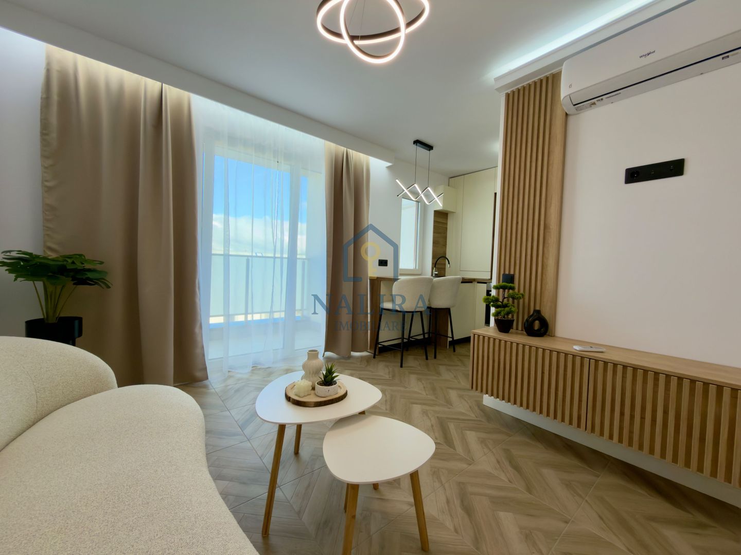 Apartament premium - etajul 2 - Poză 1