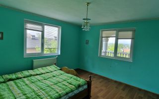SE VINDE -proprietate cu posibilitati multiple în Fălticeni - Poză 7