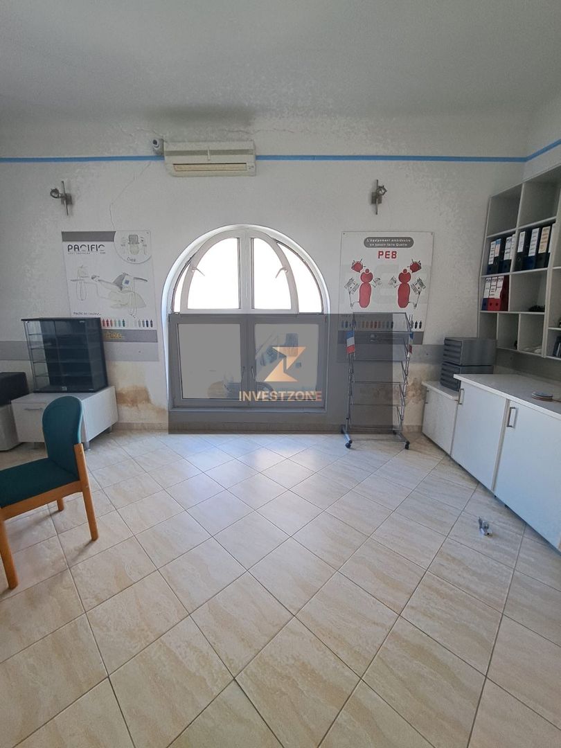 Proprietate 450 mp pe Calea Clujului cu teren de 787mp in Oradea - Poză 24