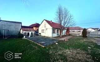 Teren 530 mp cu utilitati, constructie 3 camere cu centrala proprie,zona Poltura - Poză 1