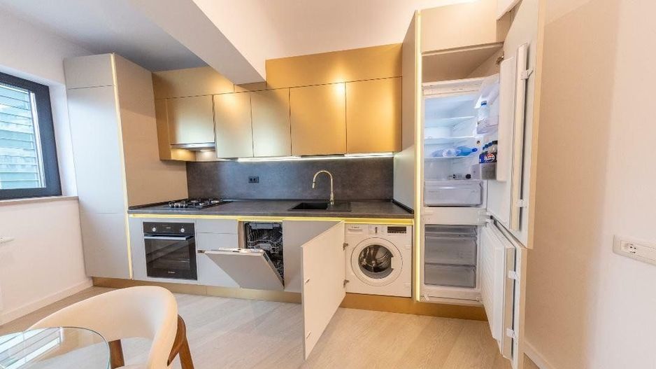 APARTAMENT 3 CAMERE SUPERB DE INCHIRIAT I PARCARE INCLUSA I CORTINA NORTH - Poză 5