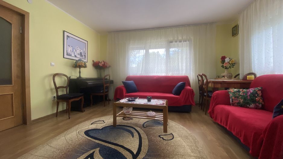 Oaza de liniste si verdeata! Vanzare casa cu 5 camere in Pucioasa - Poză 11
