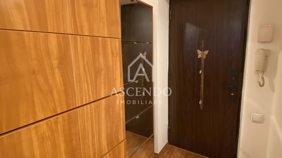 Vânzare apartament 2 camere Drumul Taberei, aproape de metrou - Poză 3