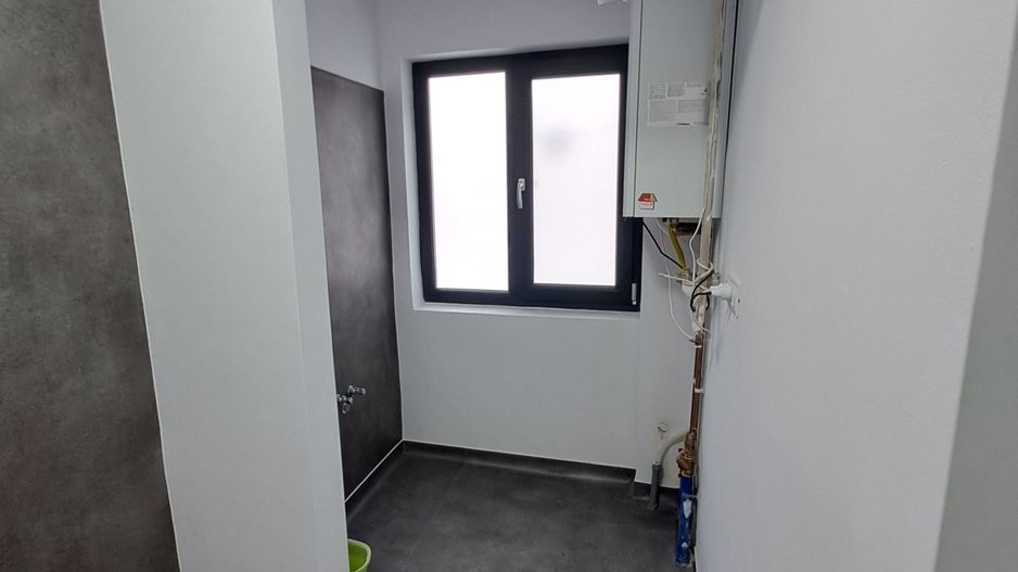 Spatiu Comercial pretabil cabinet medical Cetatii-Torontalului - Poză 3