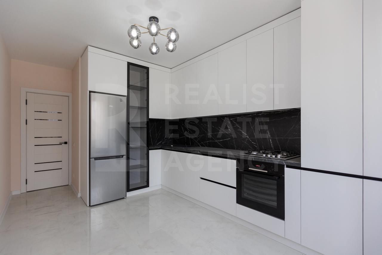 Vânzare, apartament, 2 camere, str.  Alexei Şciusev,  Centru - Poză 1