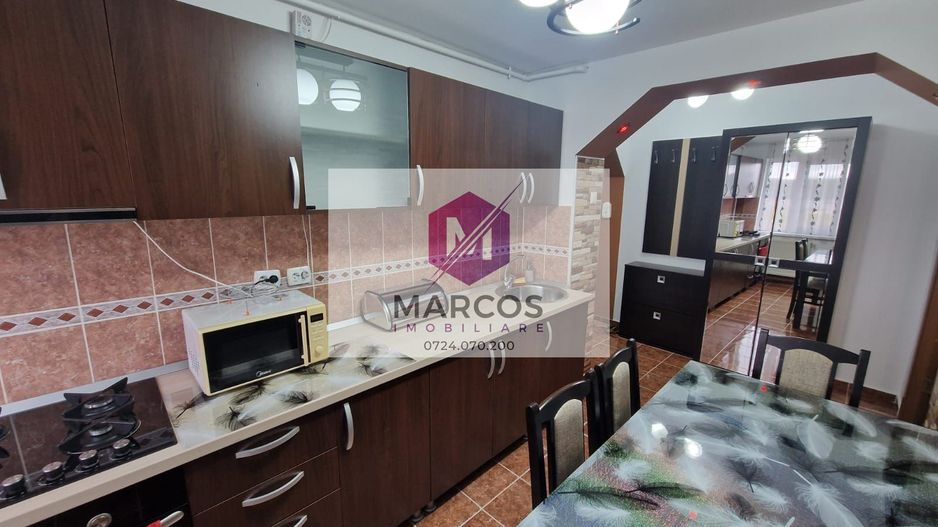 Inchiriez apartament 3 camere Muzeu - Poză 2