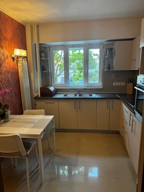 Inchiriere apartament 2 camere Stefan cel Mare - Poză 3