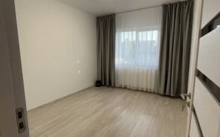 De vanzare apartament cu 3 camere, Piata mare - Poză 7