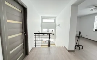 Casa din 2019 cu teren de 2500 mp, Iris,zona strazii Odobesti - Poză 12