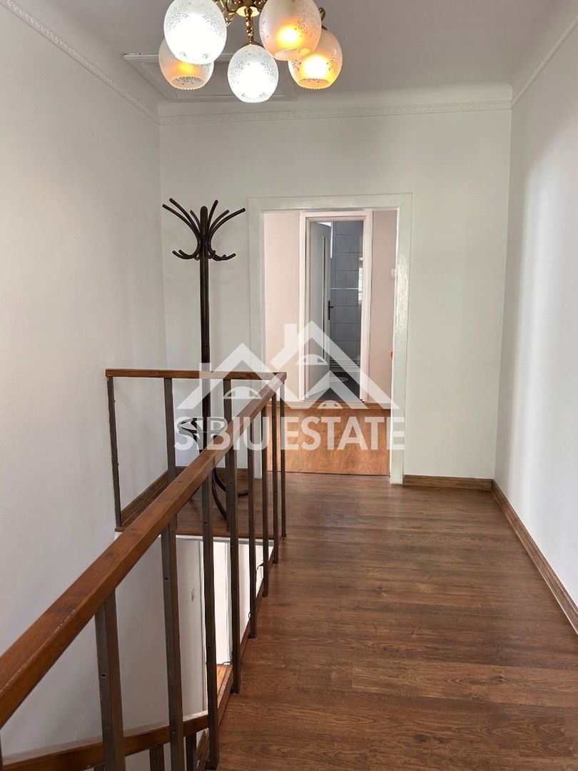 Vila cu Deschidere de 21m – Calea Poplăcii (Langa Parc) 950mp teren - Poză 8