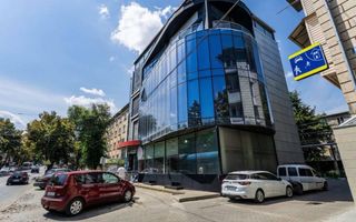 Vânzare, spațiu comercial, 1400 mp+9 ari, str. Ștefan cel Mare, Bălți - Poză 1