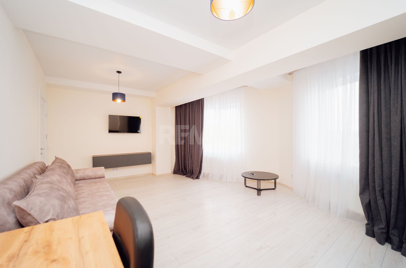 Apartament la chirie - Poză 3