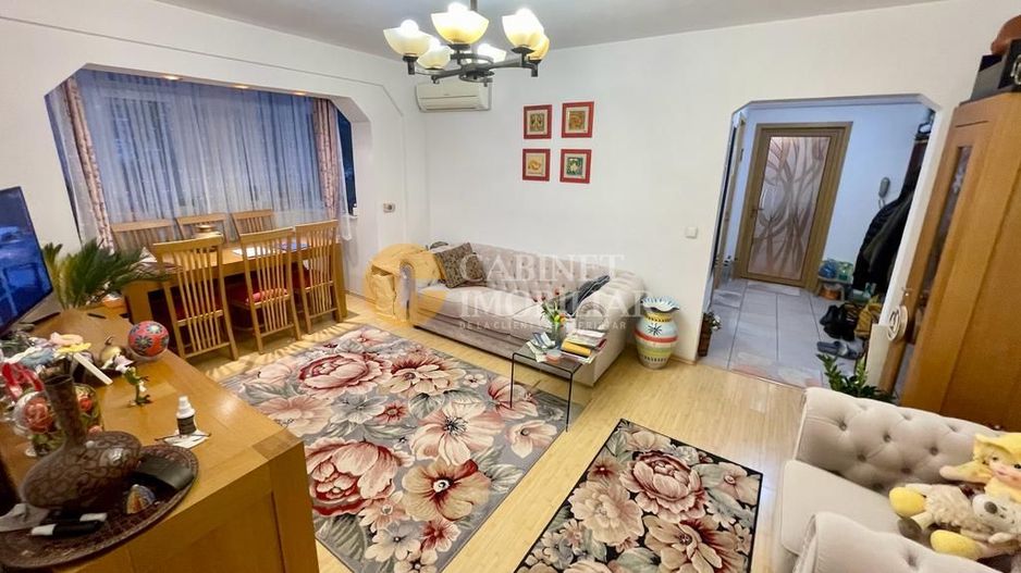 Complet Renovat - 3 Camere - Etaj 1 - Bloc Fara Risc - Zona Podu Ros - Poză 2