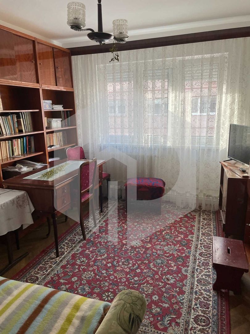 Apartament 3 camere decomandat-V. Aaron/ str.Iezer+pivnita - Poză 6