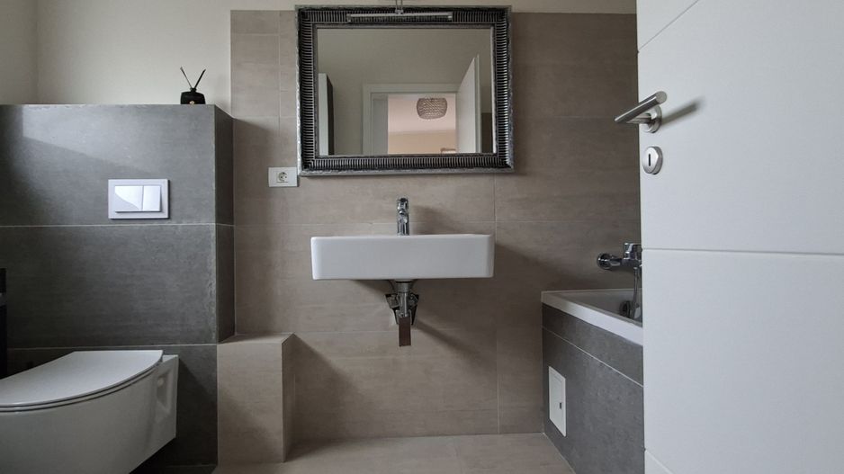 Casa la prima inchiriere cu 3 camere - Poză 11