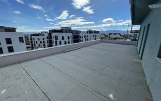 Penthouse de vanzare cu terasa de 94 mp - Poză 2