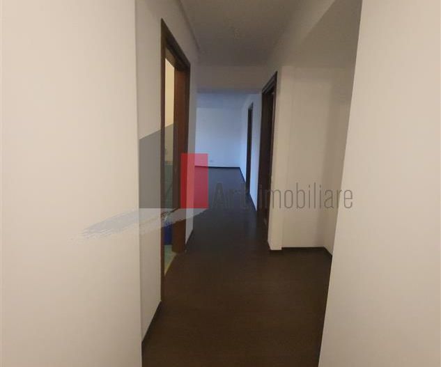 Apartament 3 camere Vitan metrou Mihai Bravu - Poză 22
