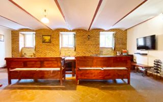 Casă boierească în zonă centrală - Poză 5