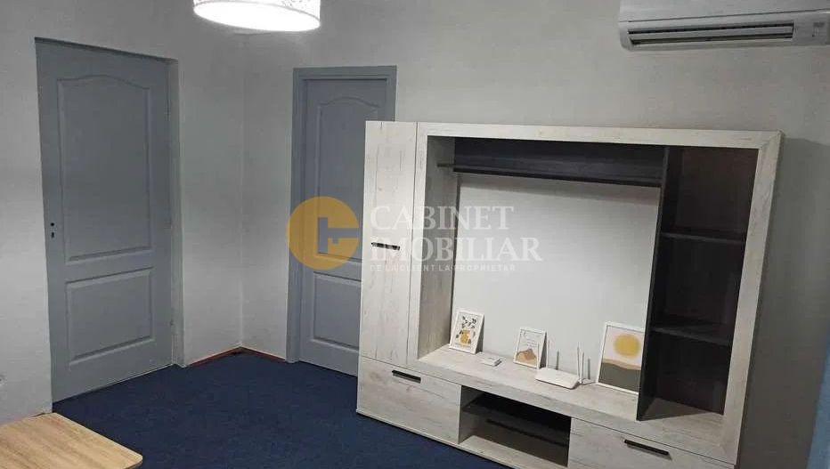 Chirie - 3 camere - Podu Ros - INTERMEDIAR - Poză 2