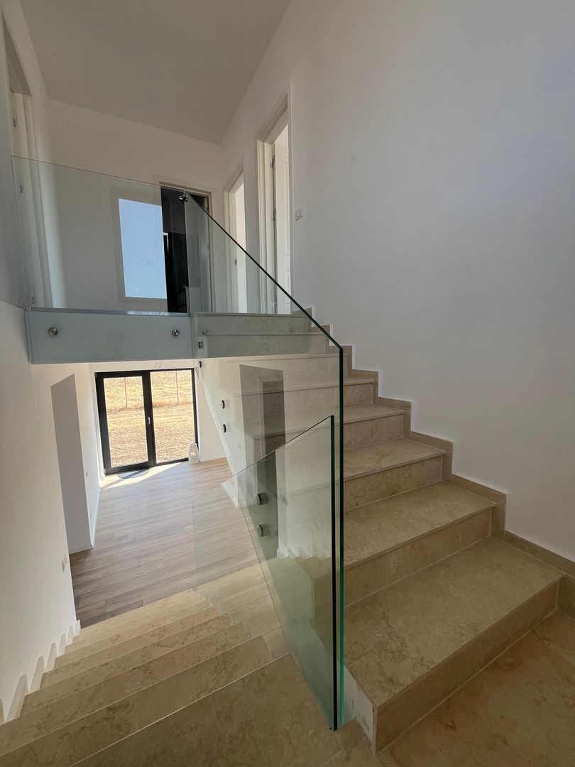 Vila pentru cei care vor spațiu, natură și acces rapid către București - Poză 20