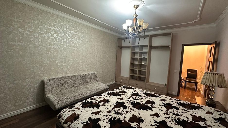 De vanzare apartament 2 camere - Mihai Bravu - Poză 5