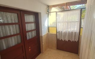 Andronache, str. Turistilor nr. 27 - Poză 8