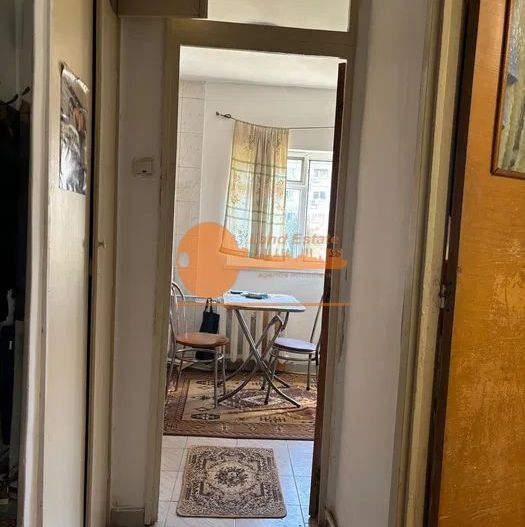 Garsoniera Sebastian-Bloc Mixt-1988 - Poză 3