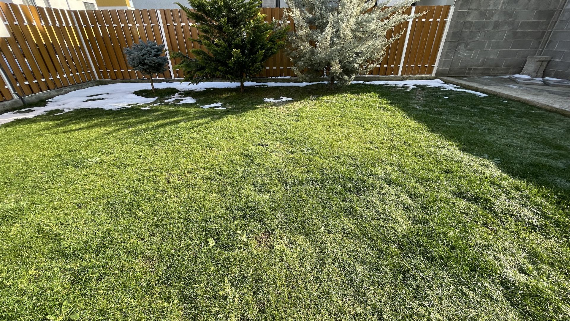 Apartament frumos cu gradina proprie,mobilat si utilat - Poză 17