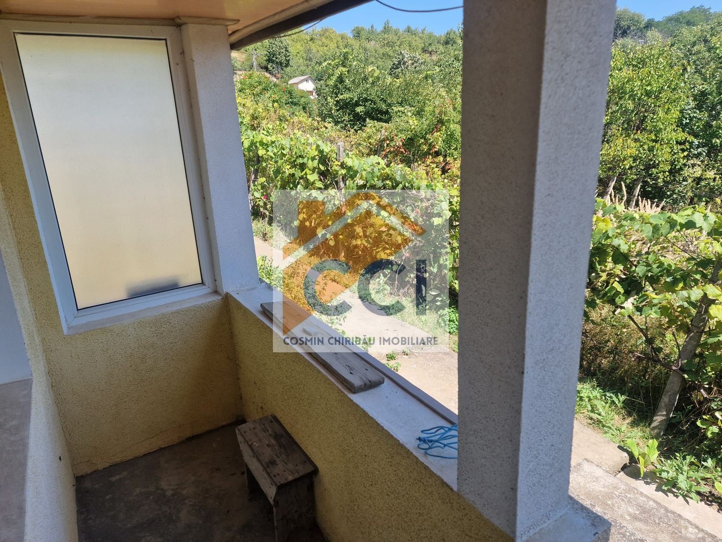 Casa in mediu rural cu teren - Poză 22