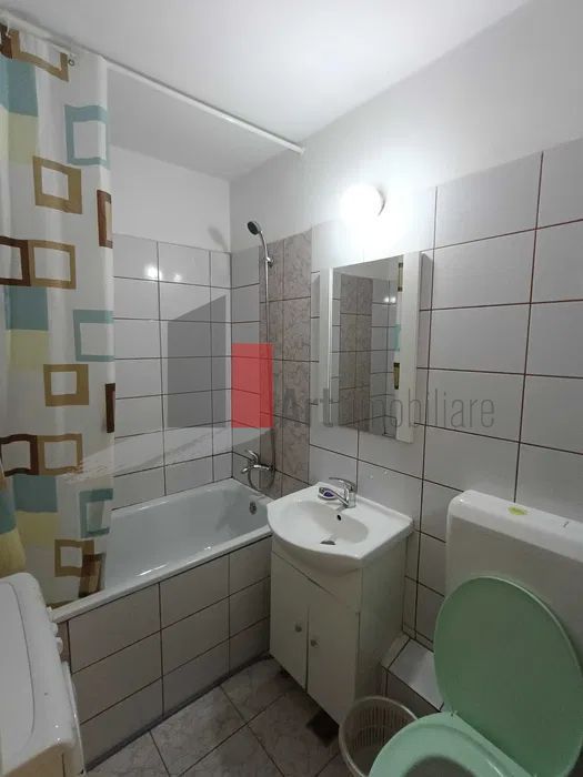 Garsonieră Pet-friendly si pentru fumatori (balcon) | 32 m²  | Vitan - Poză 7