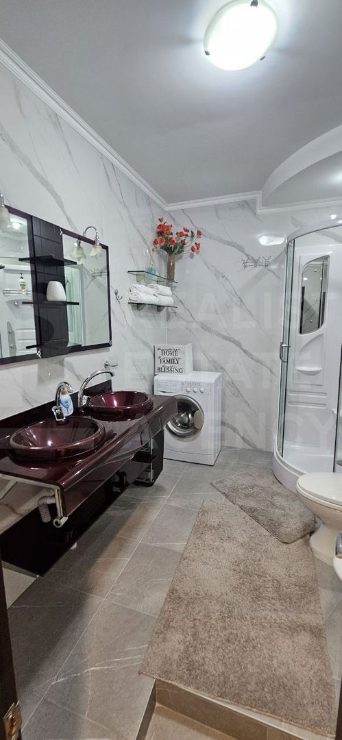 Chirie apartament, 3 camere, str. București, Centru - Poză 4