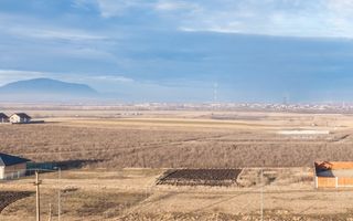 Teren intravilan de vânzare – Bod (intrare dinspre Sânpetru) - Poză 1