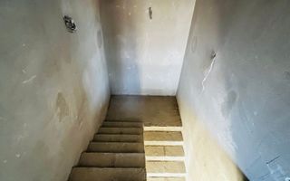 Duplex despărțit prin garaj Zona Centrala Dumbravita - Poză 2