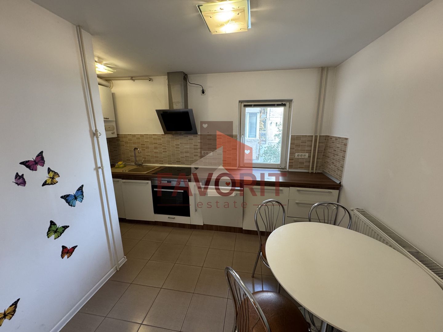 Disponibil imediat. Etaj 1. Centrala proprie. Vedere pe 2 parti. - Poză 6