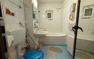 3 decomandate, et 2/4, 1 Mai - 140 000 Euro - Poză 6