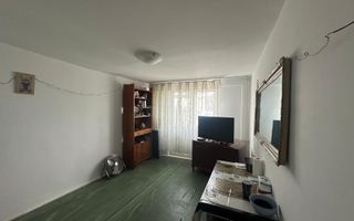 2 camere vanzare, luminos, posibilitate parcare - Poză 3